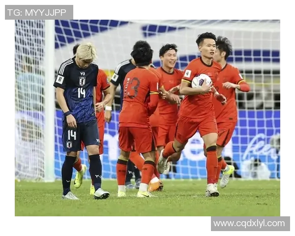 成都足球队荣登足球团队协作排行榜第五名展现团队精神与实力 成都足球队荣登足球团队协作排行榜第五名展现团队精神与实力