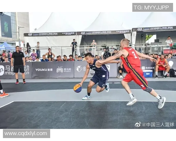 成都足球队在挑战赛中的精彩表现与力量分析 成都足球队在挑战赛中的精彩表现与力量分析