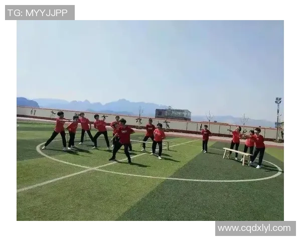 李丽专访：从绿茵场到人生舞台的奋斗与成长之路