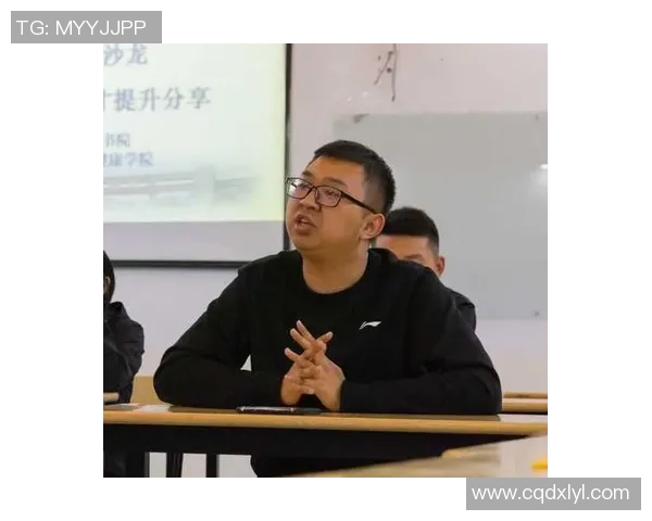 李芳独家揭秘足球技巧与心得分享助你提升球技的秘密之道